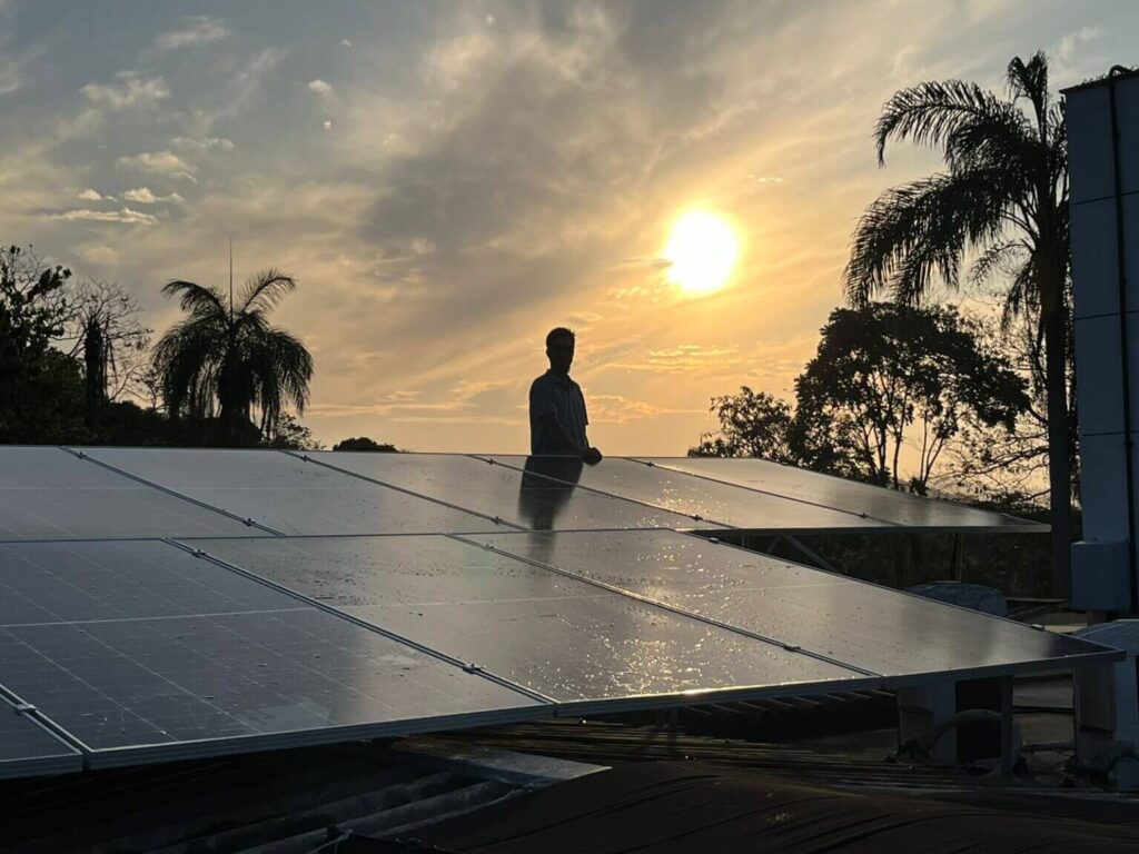 Microinversor – Potência: 11,3 kWp