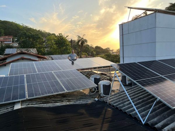 Microinversor – Potência: 11,3 kWp